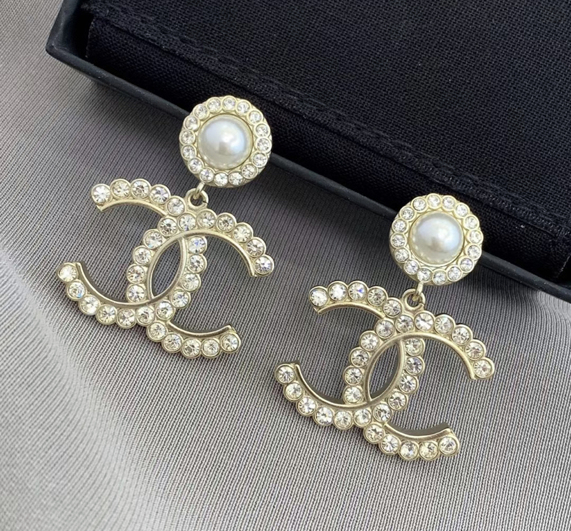 Luxury Pearl Earring