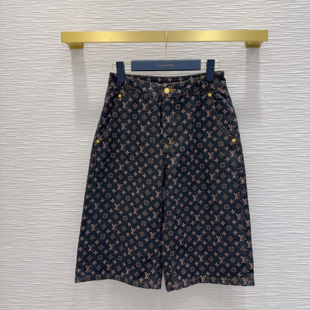Luxury Short